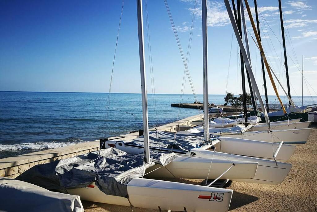 Вилла A... Mare Sicilia Марина-ди-Модика Экстерьер фото